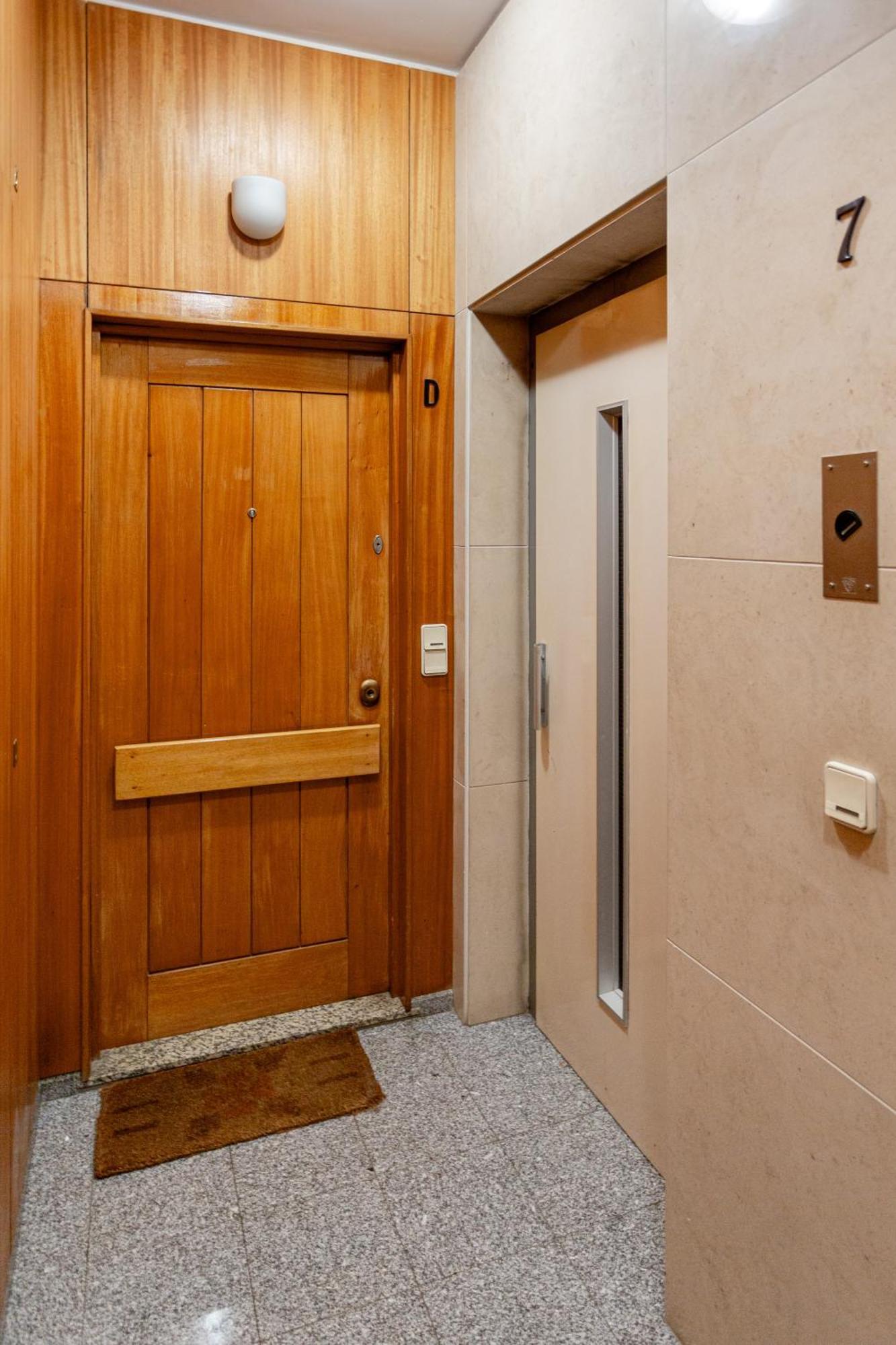 Joivy Stylish City Centre Flat With Parking Maya Exterior foto